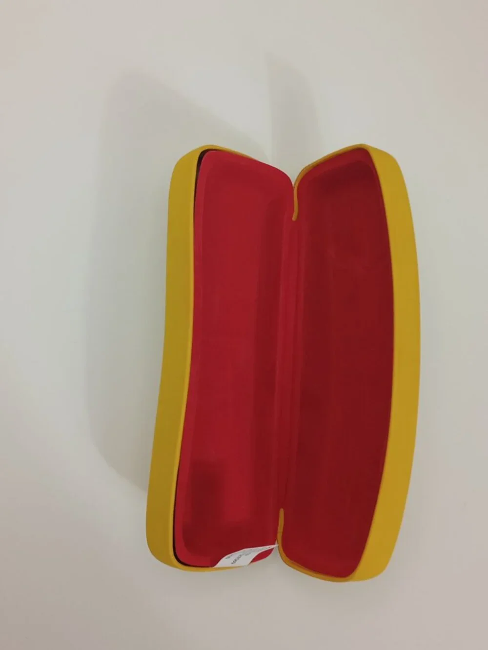 Ray-Ban Yellow Hard Clamshell Eyeglasses Sunglasses Case Red Interior - Picture 9 of 10